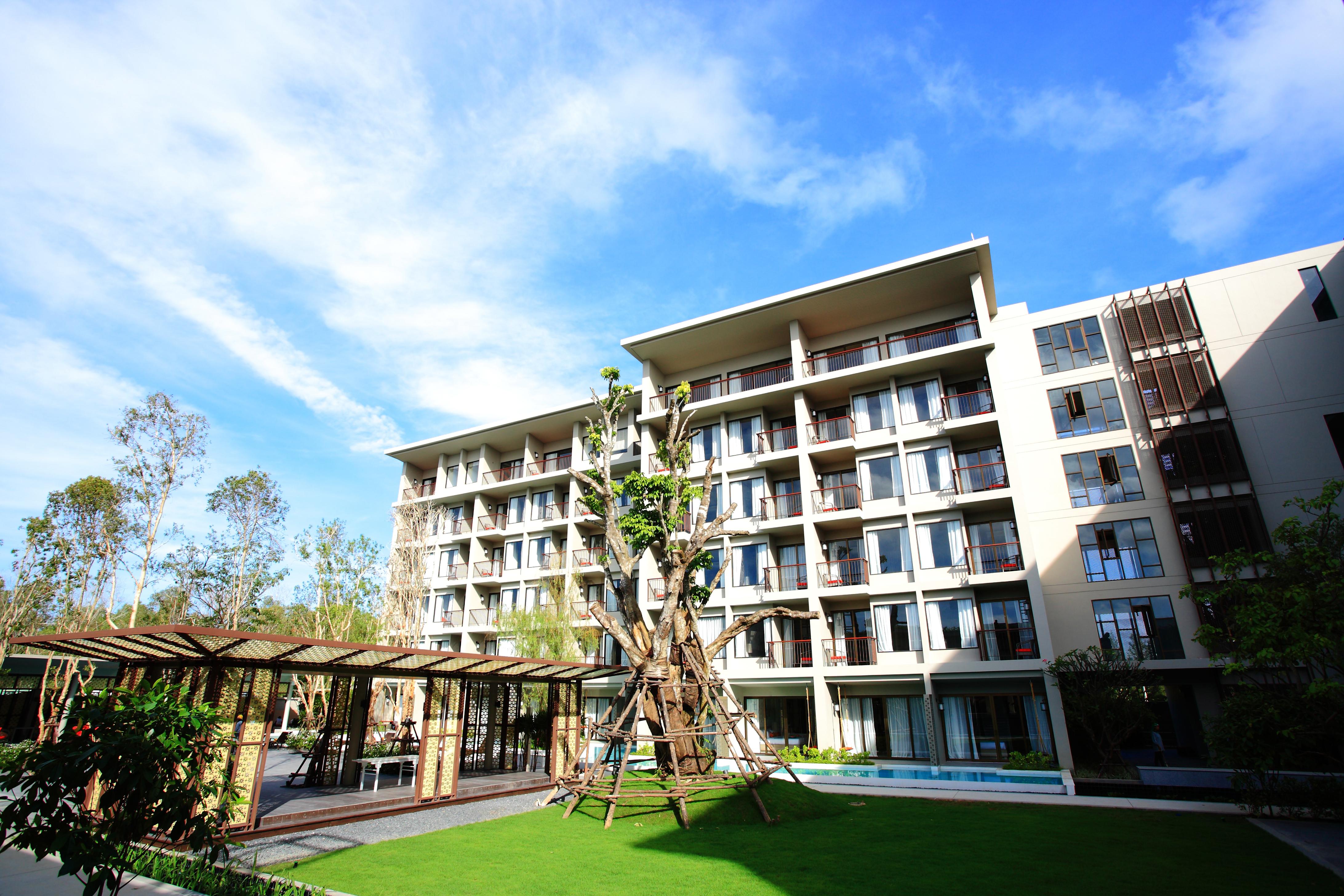 Proud Phuket, Naiyang Beach Пхукет Экстерьер фото