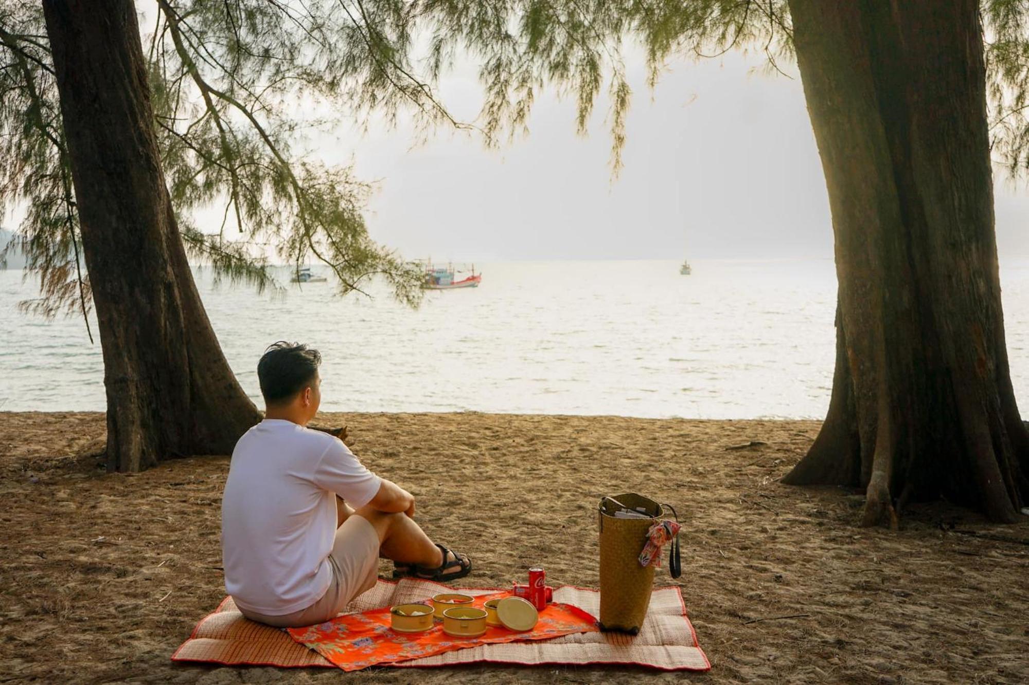 Proud Phuket, Naiyang Beach Пхукет Экстерьер фото